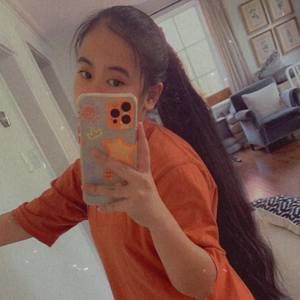 Meet your Posher, April rose